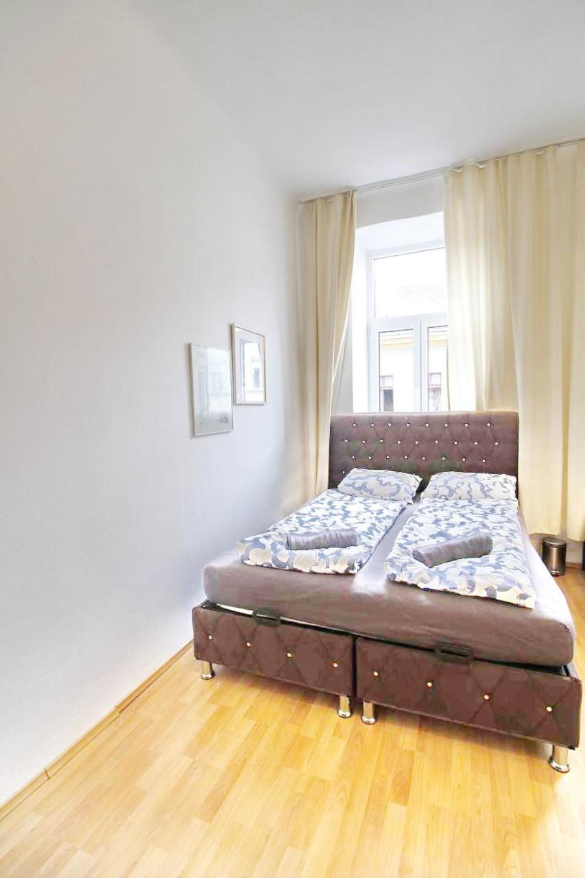Comfortable Rooms Near Schoenbrunn Palace Hl Wien Exteriör bild