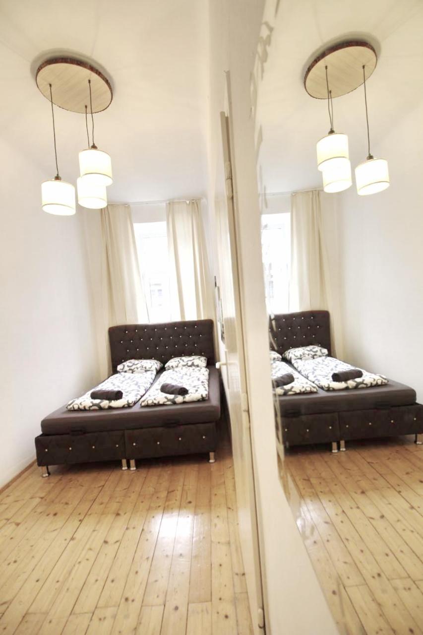 Comfortable Rooms Near Schoenbrunn Palace Hl Wien Exteriör bild
